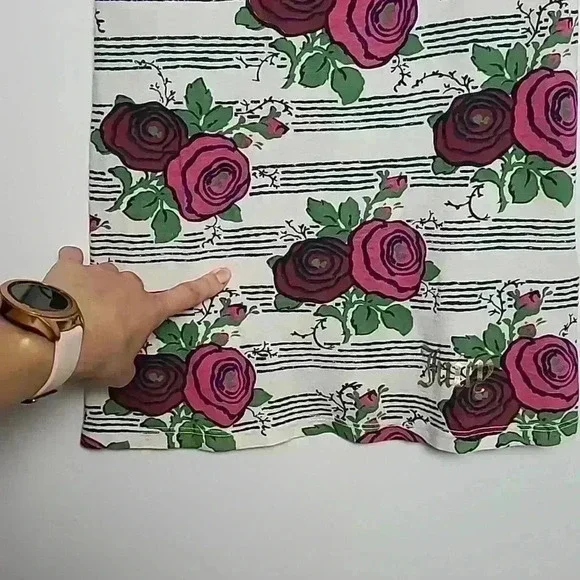 Juicy Couture RARE Sasha Floral Roses Tank Top Size Small - Picture 12 of 12